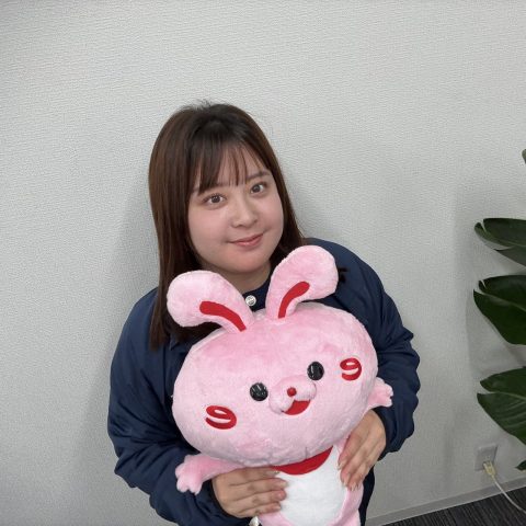 鶴田　碧彩(つるた　あおい)